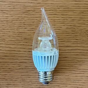 Feit Electric - LED Bulb - Clear Flame Tip
